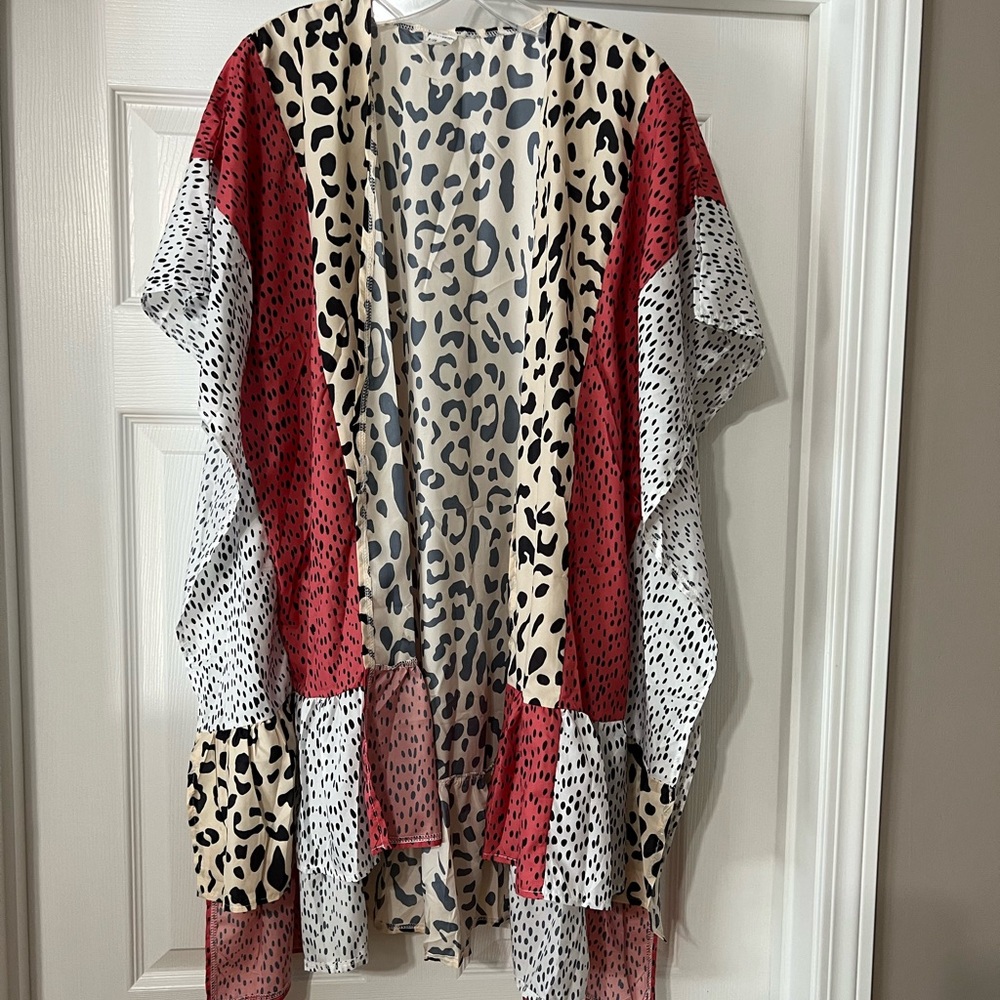 Kimono. New without tags. Size medium